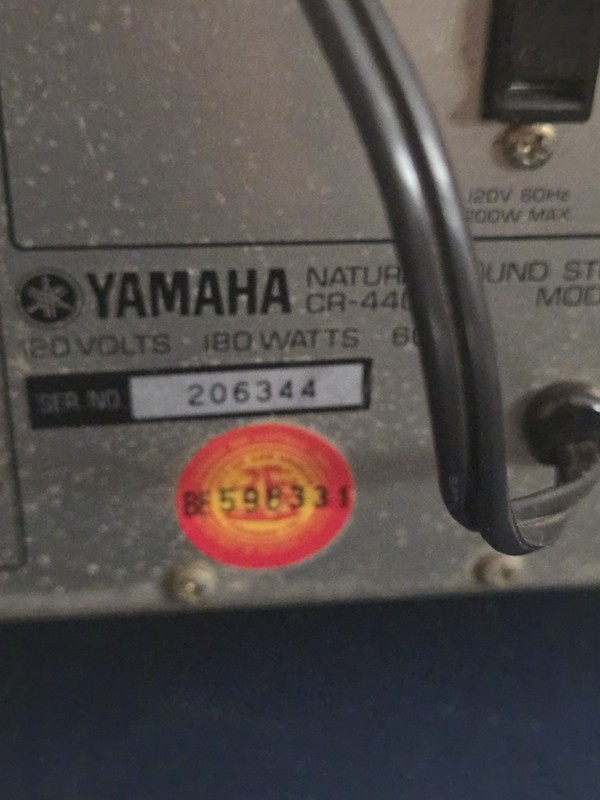 Vintage Yamaha CR-440 Natural Sound Stereo Receiver AM/FM Silver Face As-Is gallery
