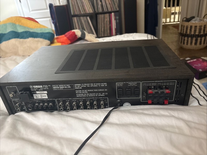 Yamaha R-900 1981-1982 70 WPC Receiver Tested READ DESCRIPTION gallery