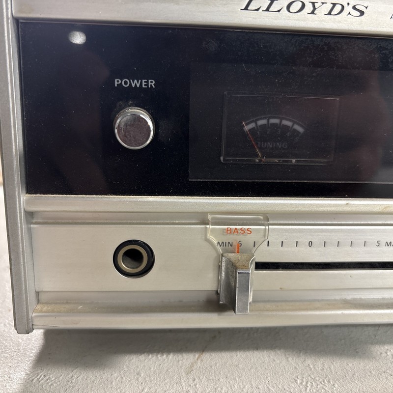 Lloyds AM-FM Stereo Multiplex Receiver Very Good Condition gallery