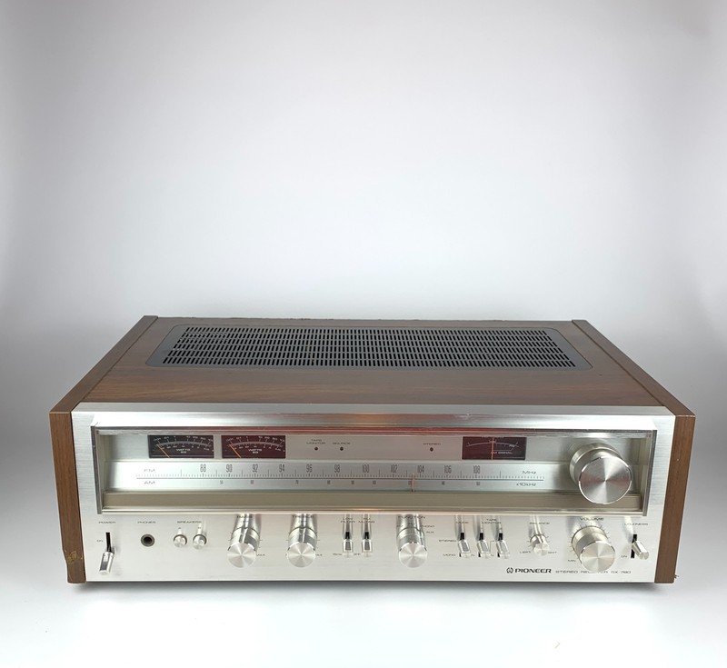 VTG Pioneer SX-780 Stereo Receiver Hifi Audio Integrated Amp Silver Face WORKS