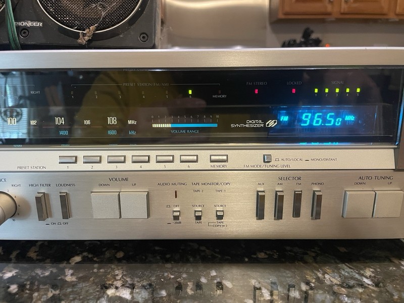Sansui 5900z AM/FM Digital Quartz Synthesizer DC Stereo Receiver 75 WPC vintage gallery