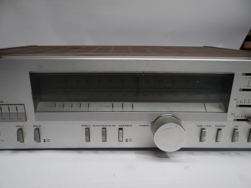 Vintage Early 1980s JVC Model R-S11 AM/FM Stereo Receiver *Tested Working* gallery