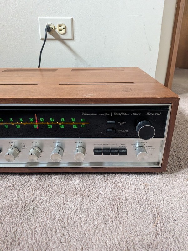 Sansui 2000X Vintage Stereo Receiver Works With Antenna gallery