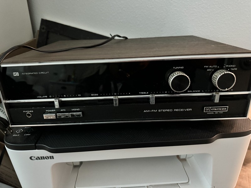 Claricon 36-700 Am-FM Stereo Receiver gallery