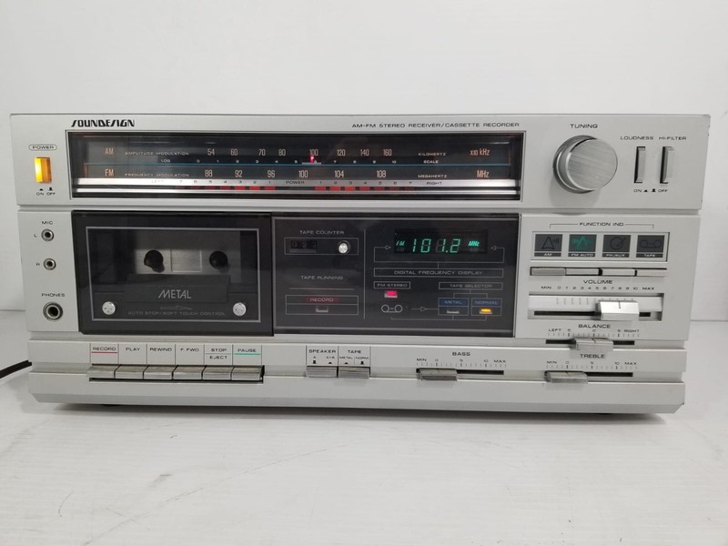 Vintage SOUNDESIGN 5772 AM FM Stereo Cassette Tape Player Receiver TESTED gallery