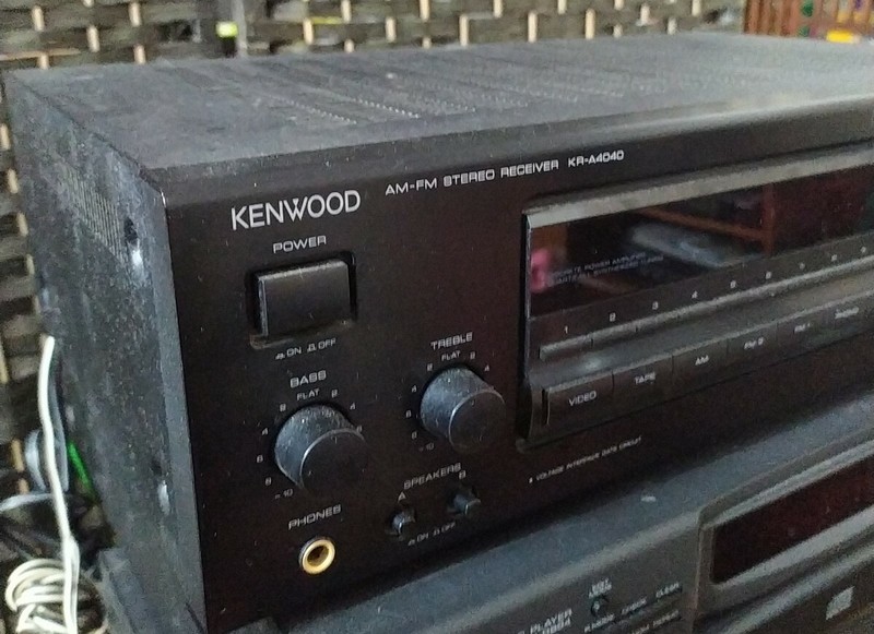 Vintage Kenwood KR-A4040 50 Watt per channel 8-Ohm AM/FM Stereo Receiver gallery