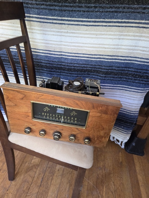 The FISCHER R31S Tube Receiver