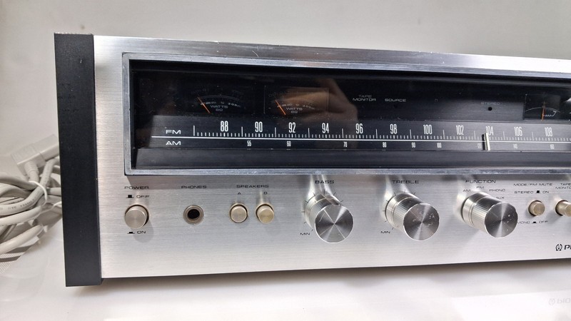 PIONEER SX-590 VINTAGE STEREO RECEIVER gallery