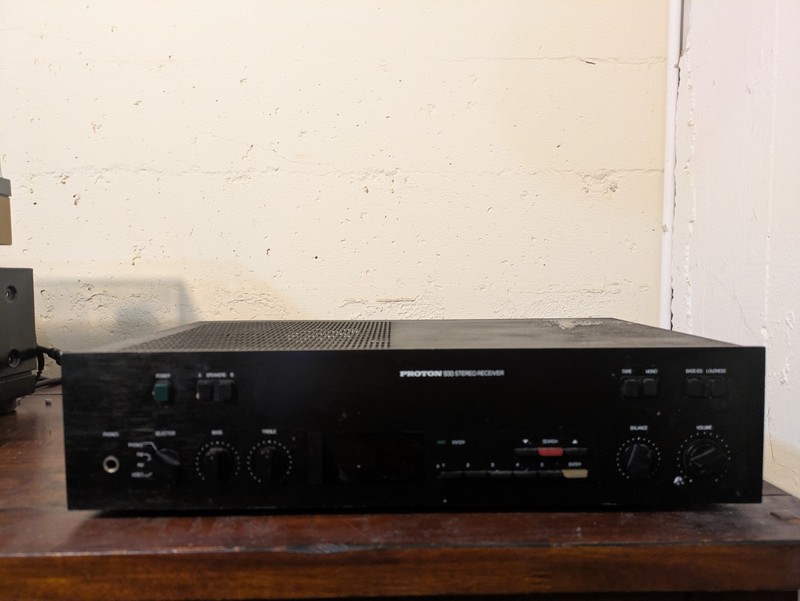 Proton 930 Integrated Amp AM/FM Stereo Tuner Phono MC/MM Audiophile 30 WPC