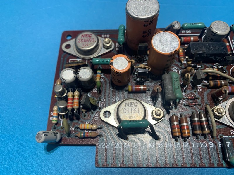 Kenwood KR-6200 Stereo Receiver - Parting Out - Main Amp Unit X07-1110-10 gallery