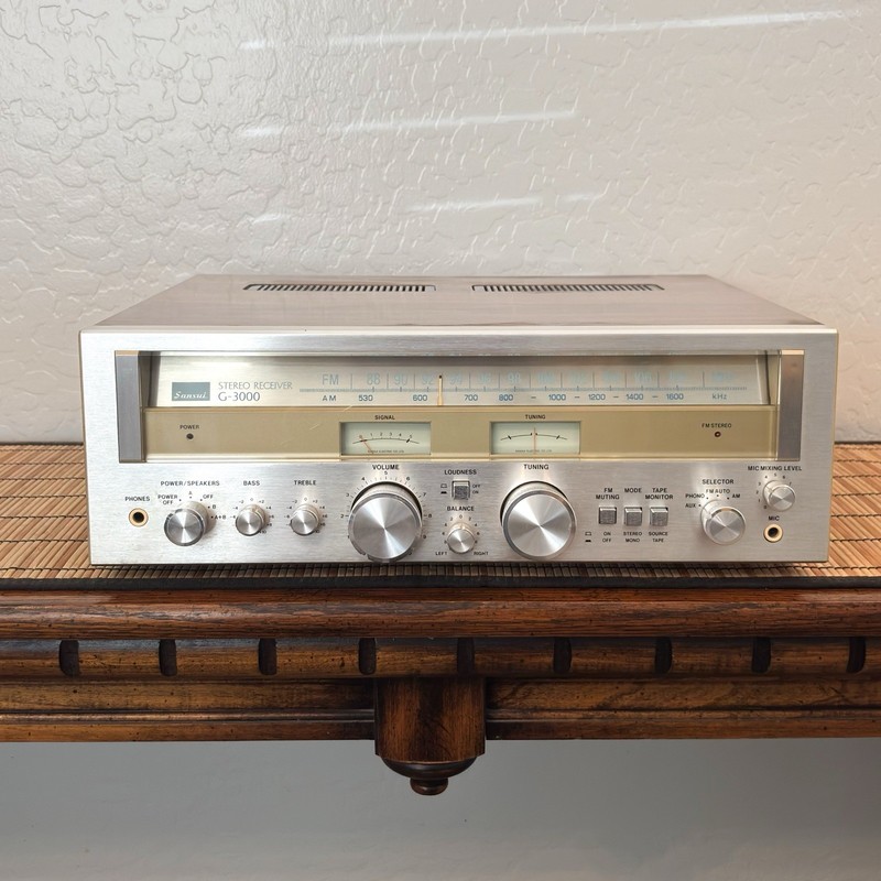 VINTAGE SANSUI G-3000 AM/FM STEREO RECEIVER – Japan – RARE