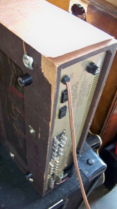 Vintage Realistic STA-225 Stereo Receiver 50 Watts/Ch gallery