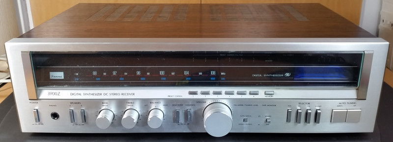Sansui 3900Z DC Digital Synthesizer AM/FM Stereo Receiver - Tested