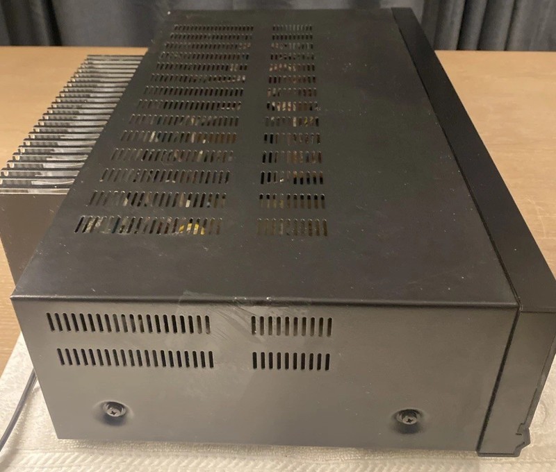 Vintage Fisher RS-912 AM/FM Stereo Receiver w/ Cables. AC 120V- 50/60Hz-220W. gallery
