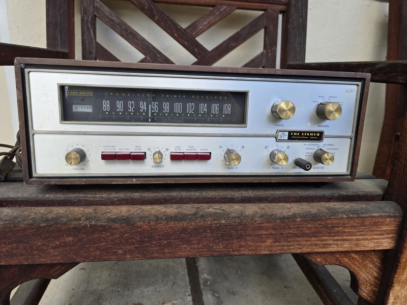 Vintage Fisher 600 Stereo Receiver
