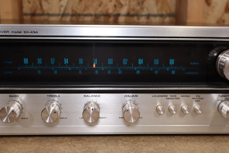 Pioneer SX-434 Vintage Stereo Receiver – Near Excellent – Works gallery