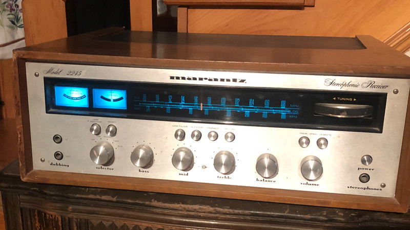 VINTAGE MARANTZ STEREO RECEIVER 2245 ORIGINAL WOOD CASE