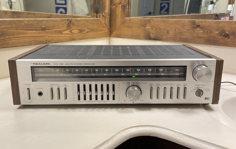 Realistic STA-790 AM/FM Stereo Receiver