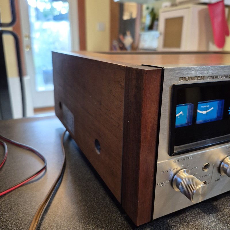 Pioneer Stereo Reciever Model SX-828 Wood Case Silver Face Tested Working 100% gallery
