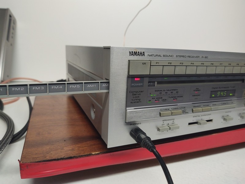 Yamaha Natural Sound Stereo Reciever R-90 gallery