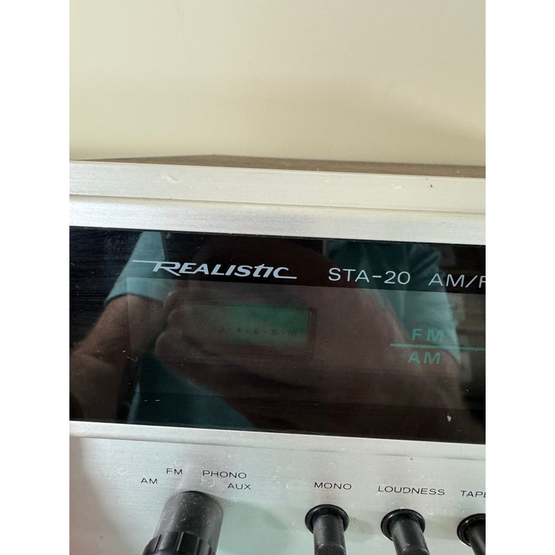 Vintage Realistic STA-20 Receiver Tuner Amplifier Tested Working Read gallery