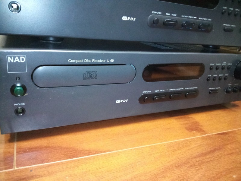 NAD L-40 Compact Disc Stereo 20 WPC W/ Receiver for parts/ repair gallery