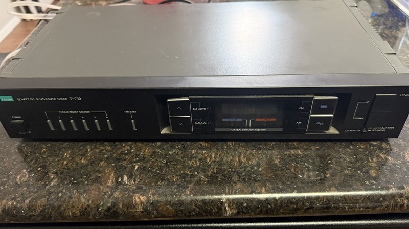 Sansui T-710 AM FM Stereo Receiver Quartz PLL Synthesized Presets 10W Japan VTG