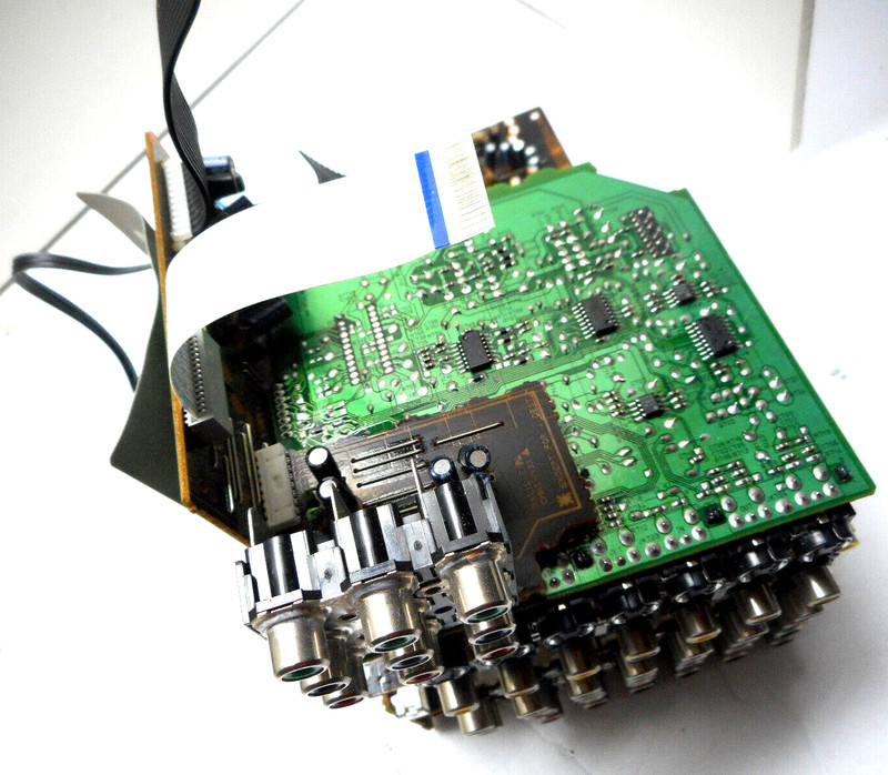 YAMAHA HTR-5660 RECEIVER - INPUT JACKS BOARD - PARTING OUT gallery
