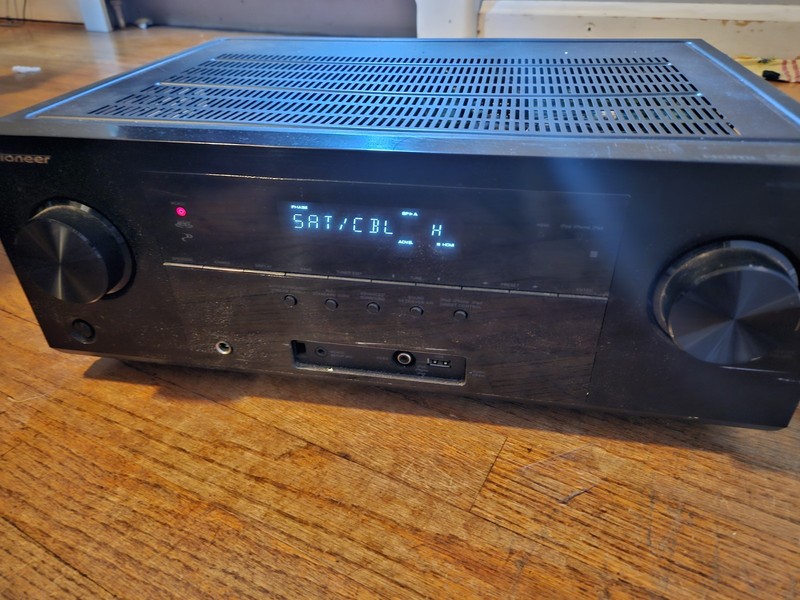 Vintage Pioneer VSX-822-K Stereo Receiver