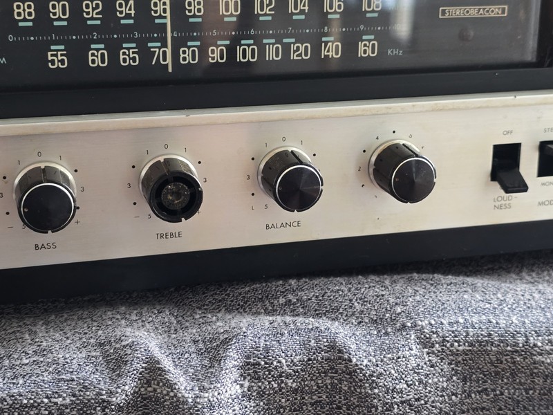 Vintage 1970s Receiver The Fisher 170 Stereo Walnut Finish | Working Rare Read gallery