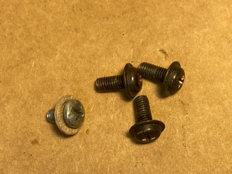 YAMAHA CA-810 Set of 3 Case Screws for the Top Cover – Vintage Amplifier Parts