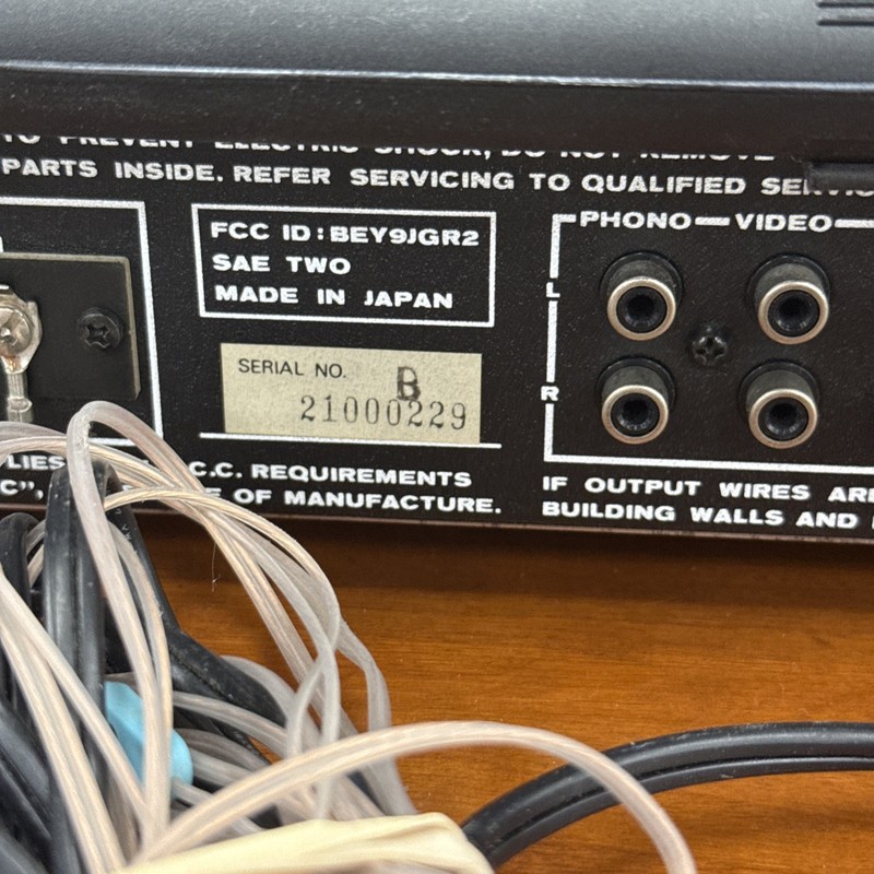 Vintage SAE TWO Stereo Receiver Model R-2 Tested / Works gallery