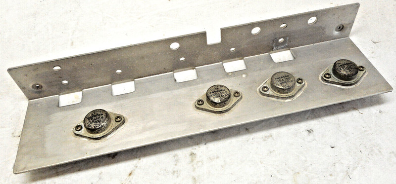 HITACHI SR-502 STEREO RECEIVER – OUTPUT TRANSISTORS W/METAL PLATE – PARTING OUT