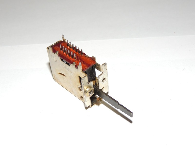 Sansui QRX-9001 AU-9900-A 2 Position 12 Pin Flip Switch 1170870 gallery