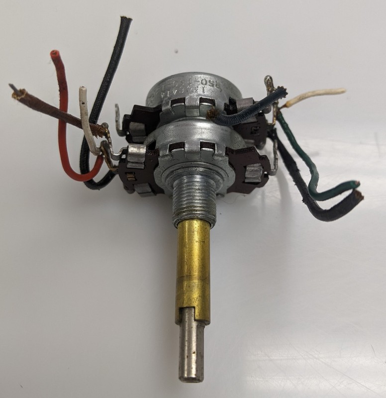 Fisher 400 Tube Receiver Bass Potentiometer R50-160-136-2 gallery