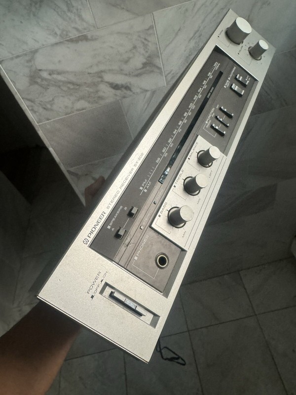 Pioneer SX 202 AM/FM stereo receiver 25 watts Per Channel 8 Ohms Circa 1982 gallery