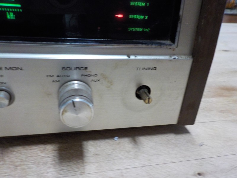 Vintage JVC VR-5505 AM/FM Stereo Receiver Made In Japan - Parts or Needs Knob gallery