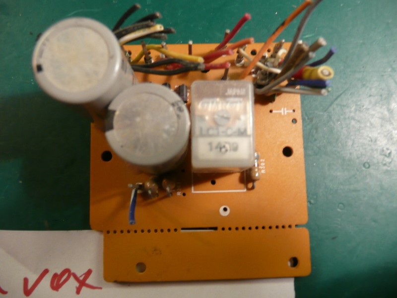 Magnavox 1835 Receiver 8 Track Replacement Parts Circuit Board SC-31S F gallery