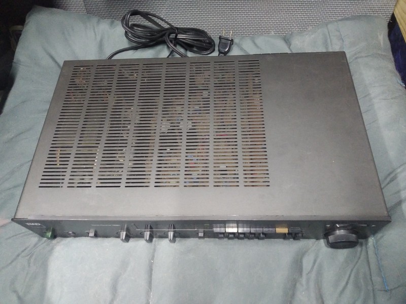 NAD 7020e Stereo Receiver gallery