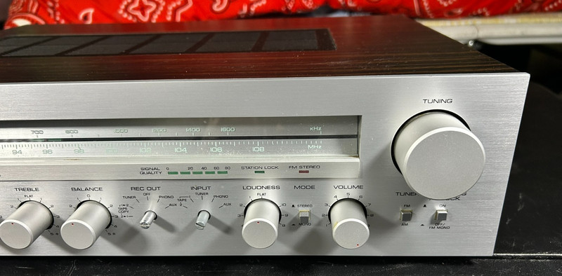 Yamaha Natural Sound R-500 AM/FM Stereo Receiver Amplifier -Vintage Japan 1980's gallery
