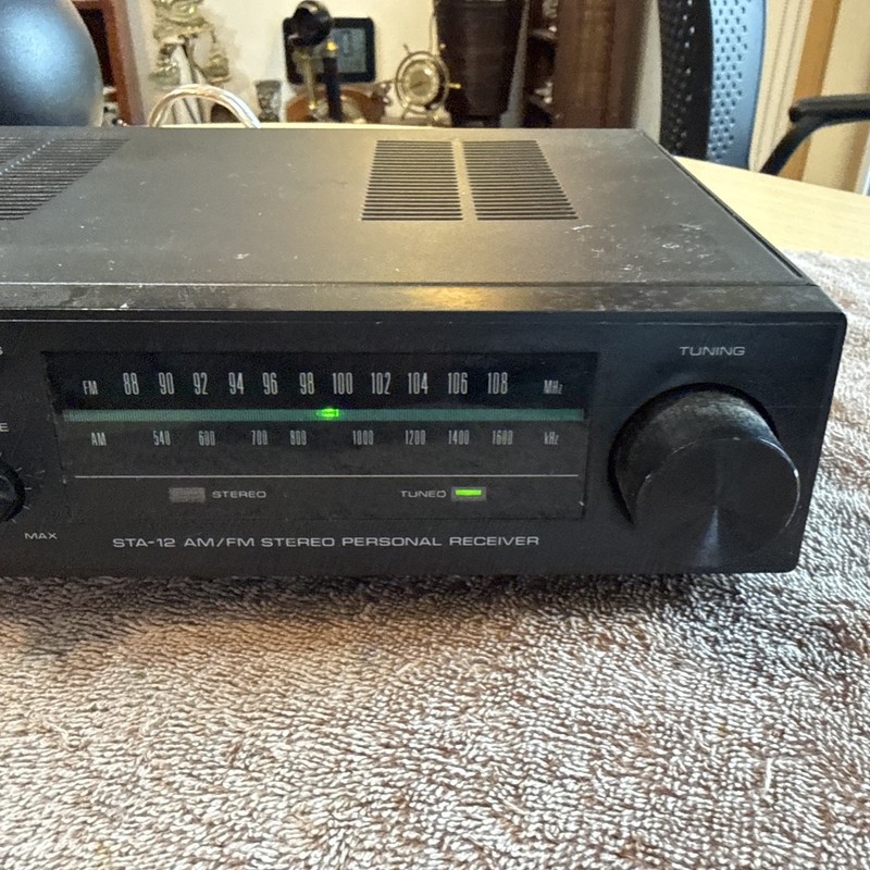 Realistic AM/FM Stereo Vintage Personal Receiver STA-12 31-1965 gallery