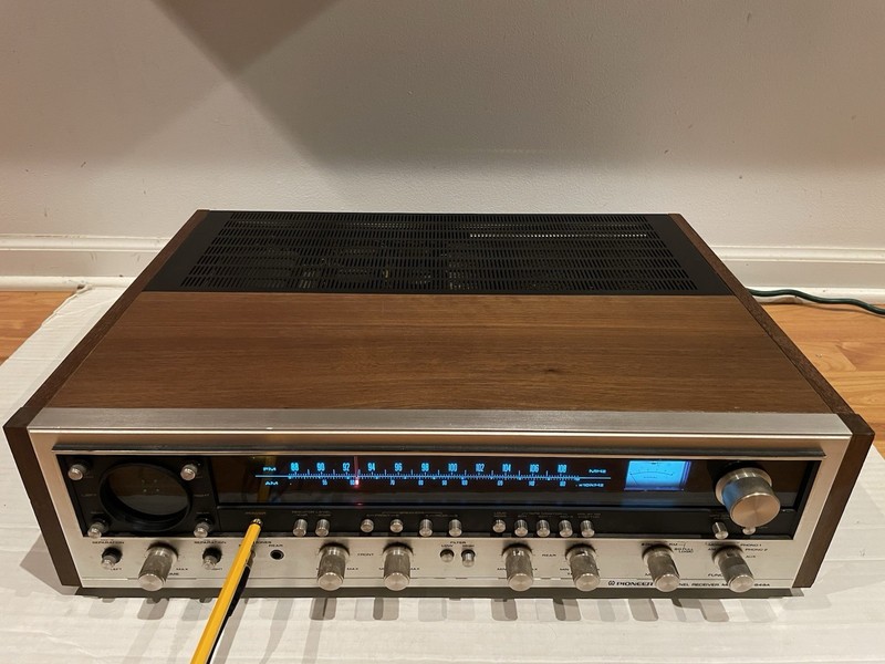 Pioneer QX-949A 4 Channel Quadraphonic AM/FM Stereo Receiver Powers On *READ* gallery