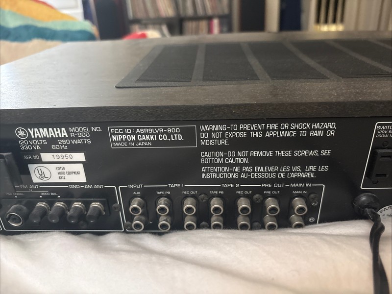 Yamaha R-900 1981-1982 70 WPC Receiver Tested READ DESCRIPTION gallery