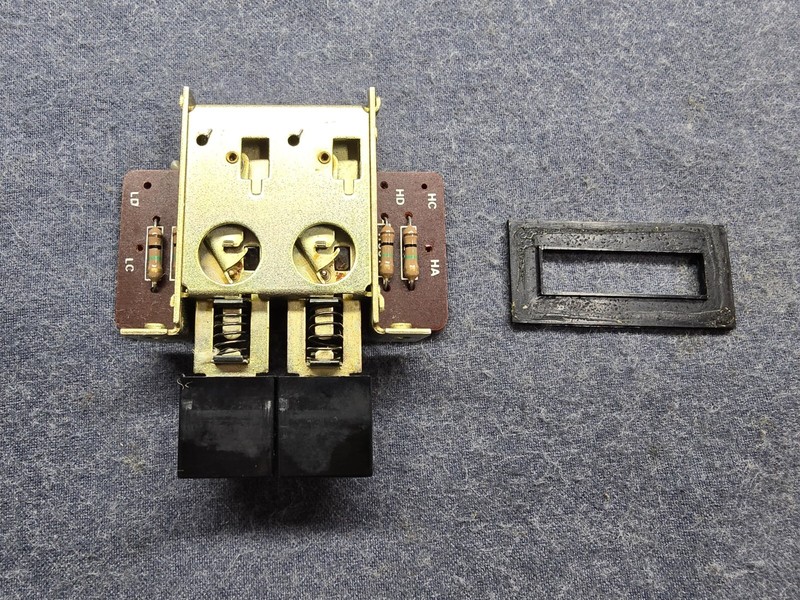 Sansui QR-4500 Receiver Part – Front / Rear Filters Switch