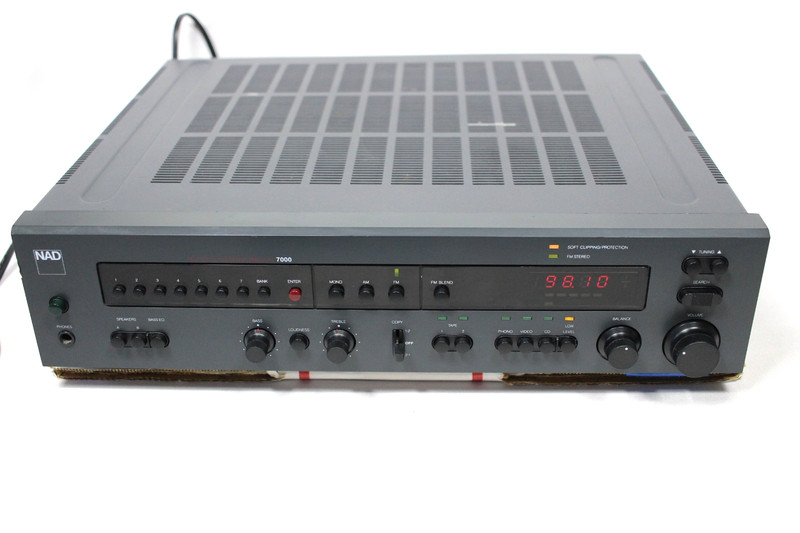 NAD 7000 Monitor Series AM/FM Stereo Receiver (NO REMOTE) TESTED & WORKS GOOD.