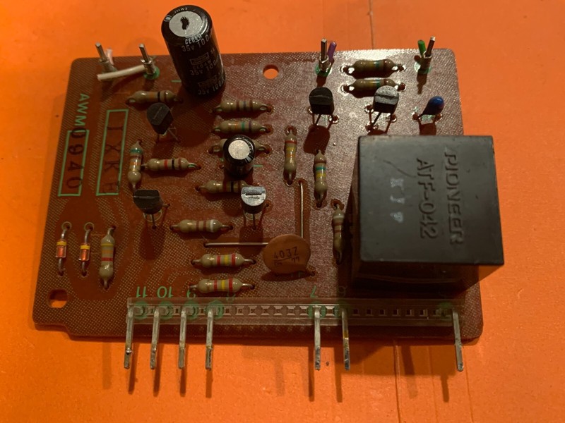 Pioneer SX-750 Stereo Receiver – Filter and Muting Assembly AWM-094