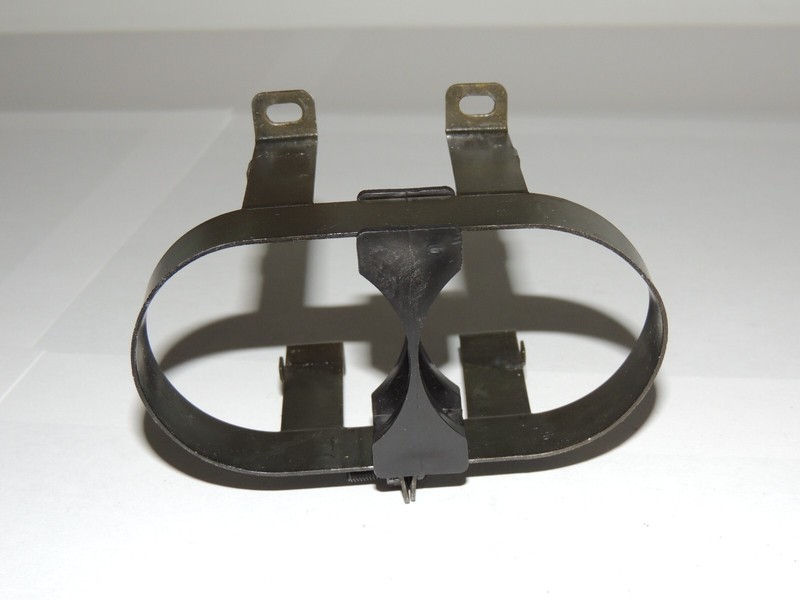 Kenwood Super Eleven Electrolytic Capacitor (Cans.) Holder Assembly gallery