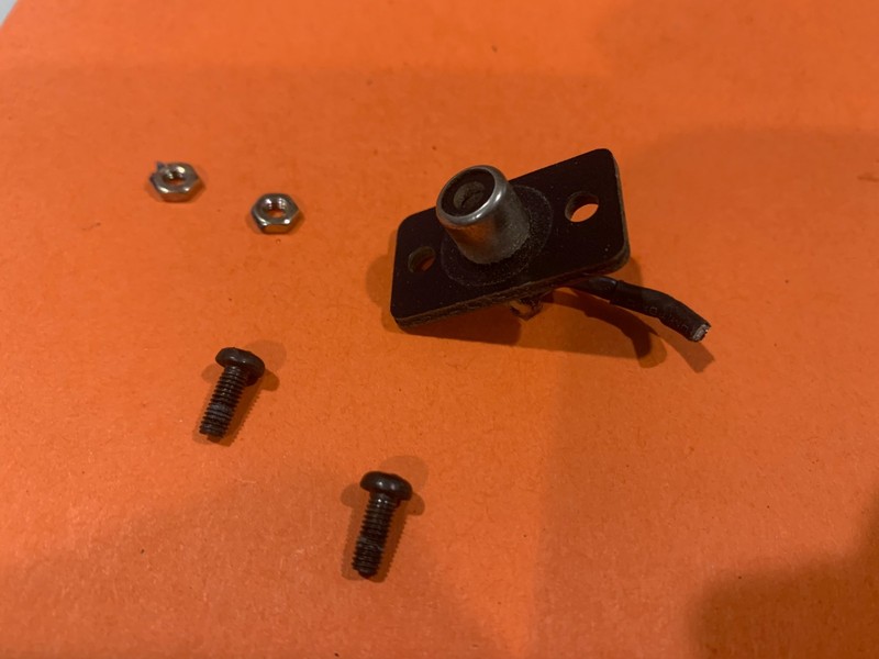 Marantz 2250 Stereo Receiver – Quadradial RCA Jack Assembly