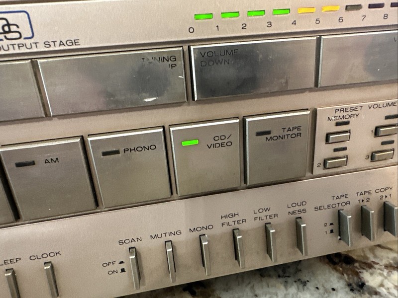VINTAGE MARANTZ SR940 FM/AM STEREO RECEIVER Tested gallery