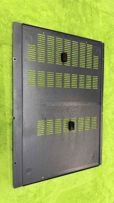 OEM YAMAHA CR 640 RECEIVER METAL BOTTOM COVER PLATE SEE PICS 🔥🔥 gallery
